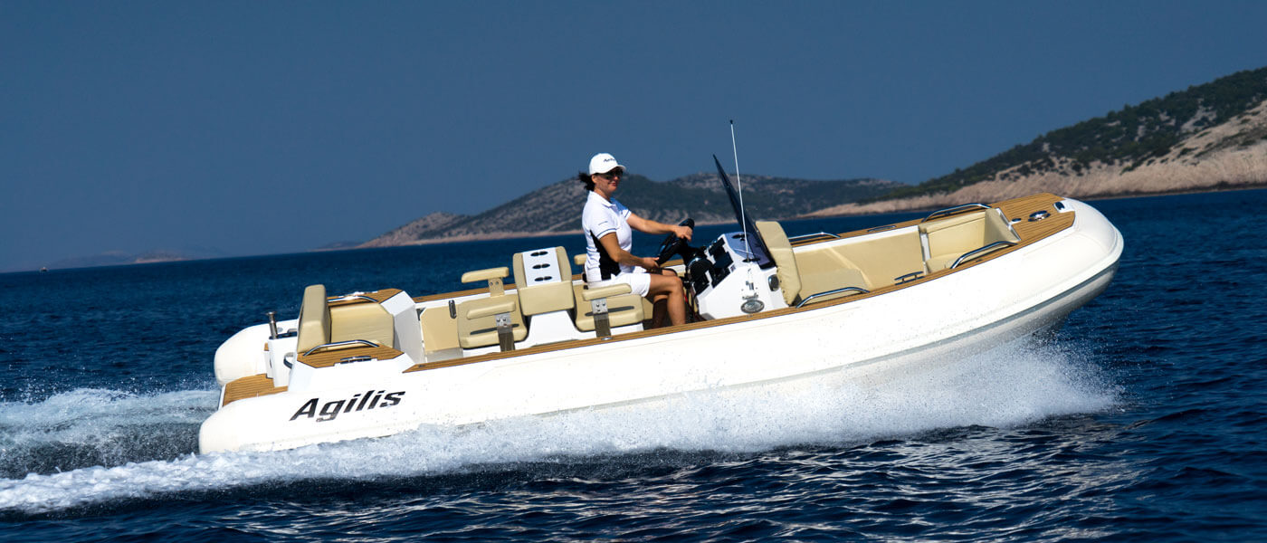 Agilis 560D superyacht tender – the most luxury tender for 10 persons in Agilis range.